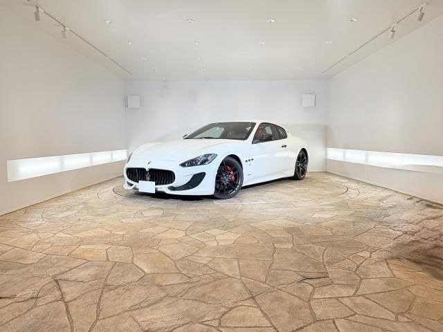 2016 Maserati Gran Turismo Sport Sedan for sale, Japanese used car export - photo 1 of 9 | GULJI TRADERS