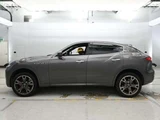 2016 Maserati Levante 4WD SUV for sale, Japanese used car export - photo 4 of 12 | GULJI TRADERS