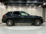 2017 Maserati Levante Diesel 4WD SUV for sale, Japanese used car export - photo 2 of 71 | GULJI TRADERS