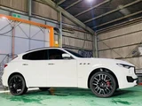 2018 Maserati Levante S Sport 4WD SUV for sale, Japanese used car export - photo 5 of 80 | GULJI TRADERS