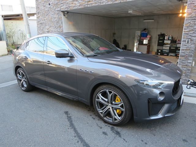 2019 Maserati Levante 4WD - photo 1 2019 Maserati Levante 4WD SUV for sale, Japanese used car export - photo 1 of 27 | GULJI TRADERS