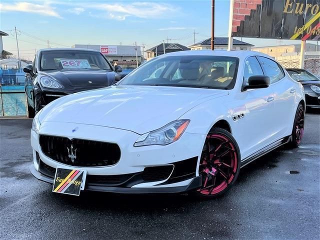 2014 Maserati Quattroporte S - photo 1 2014 Maserati Quattroporte S Sedan for sale, Japanese used car export - photo 1 of 9 | GULJI TRADERS
