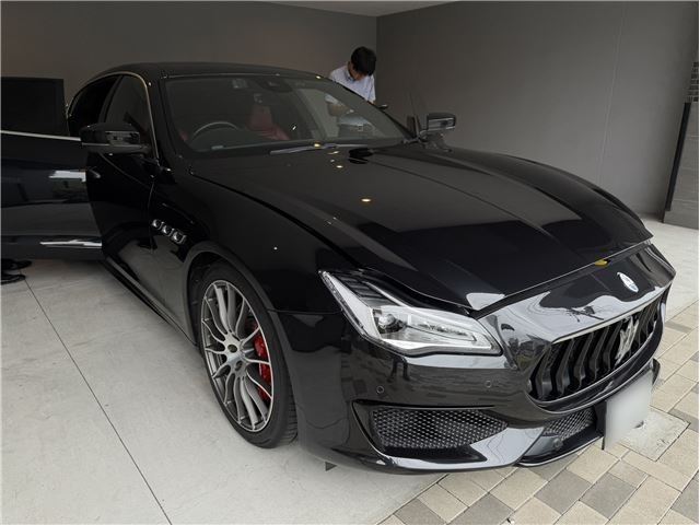2017 Maserati Quattroporte Sport - photo 1 2017 Maserati Quattroporte Sport Sedan for sale, Japanese used car export - photo 1 of 9 | GULJI TRADERS