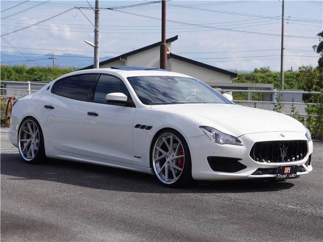 2017 Maserati Quattroporte Sport - photo 1 2017 Maserati Quattroporte Sport Sedan for sale, Japanese used car export - photo 1 of 69 | GULJI TRADERS