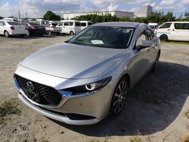 2020 Mazda 3 XD PROACTIVE 6FAT - photo 1 2020 Mazda 3 XD PROACTIVE 6FAT Sedan for sale, Japanese used car export - photo 1 of 9 | GULJI TRADERS