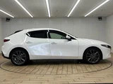 2021 Mazda 3 20S Burgundy Selection Sedan for sale, Japanese used car export - photo 18 of 20 | GULJI TRADERS
