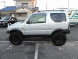 2003 Mazda AZ-OFFROAD XC 4WD SUV for sale, Japanese used car export - photo 8 of 19 | GULJI TRADERS