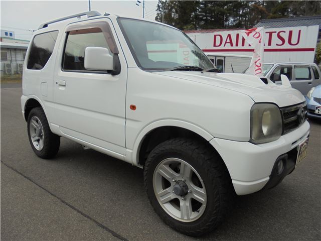 2012 Mazda AZ-OFFROAD XC4WD Sedan for sale, Japanese used car export - photo 1 of 37 | GULJI TRADERS