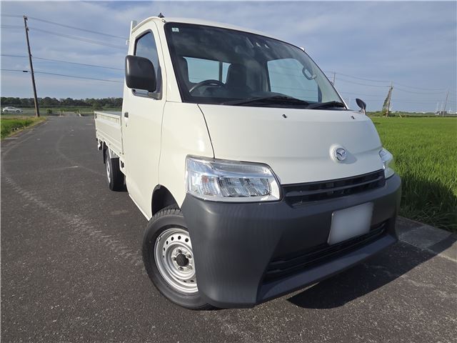 2022 Mazda Bongo Truck STD Truck for sale, Japanese used car export - photo 1 of 45 | GULJI TRADERS