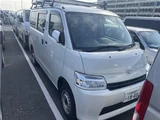 2021 Mazda Bongo VAN DX4WD Van for sale, Japanese used car export - photo 4 of 10 | GULJI TRADERS