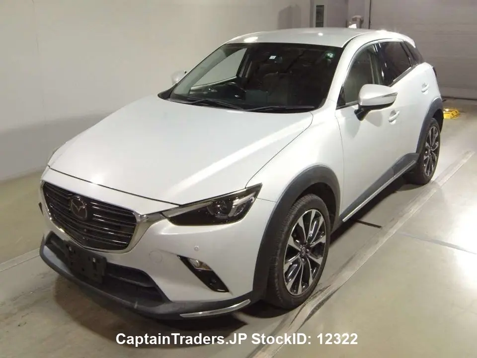 2018 Mazda Cx-3 - photo 1 2018 Mazda Cx-3 Silver SUV for sale, Japanese used car export - photo 1 of 31 | GULJI TRADERS