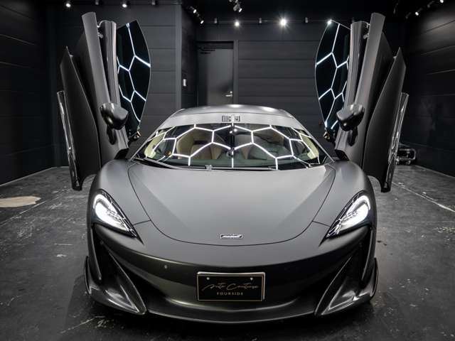 2017 McLaren 540C 3.8 Black Sedan for sale, Japanese used car export | GULJI TRADERS