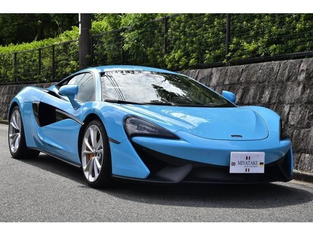 2019 McLaren 540C One-owner vehicle, 3.8L, left-hand drive, Curasov - photo 1 2019 McLaren 540C One-owner vehicle, 3.8L, left-hand drive, Curasov Blue Sedan for sale, Japanese used car export - photo 1 of 9 | GULJI TRADERS