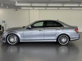 2009 Mercedes-AMG C-Class C63 AMG Sedan for sale, Japanese used car export - photo 4 of 9 | GULJI TRADERS