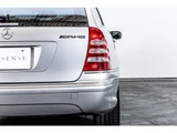 2002 Mercedes-AMG C-Class STATIONWAGON AMG C32 Sedan for sale, Japanese used car export - photo 34 of 67 | GULJI TRADERS