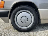 1989 Mercedes-Benz 190 Class 190E Gray Sedan for sale, Japanese used car export - photo 28 of 72 | GULJI TRADERS