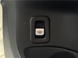 2019 Mercedes-Benz C-Class STATIONWAGON Sedan for sale, Japanese used car export - photo 20 of 36 | GULJI TRADERS