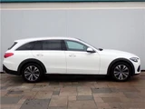 2023 Mercedes-Benz C-Class STATIONWAGON C220d 4M Sedan for sale, Japanese used car export - photo 5 of 46 | GULJI TRADERS