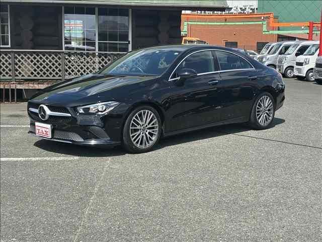 2022 Mercedes-Benz CLA-Class 200d Sedan for sale, Japanese used car export - photo 1 of 8 | GULJI TRADERS