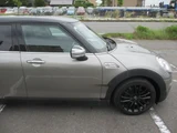 2019 MINI Clubman Sedan for sale, Japanese used car export - photo 11 of 44 | GULJI TRADERS