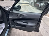 2020 MINI Clubman Sedan for sale, Japanese used car export - photo 36 of 75 | GULJI TRADERS