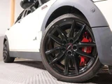 2021 MINI Clubman Sedan for sale, Japanese used car export - photo 10 of 18 | GULJI TRADERS