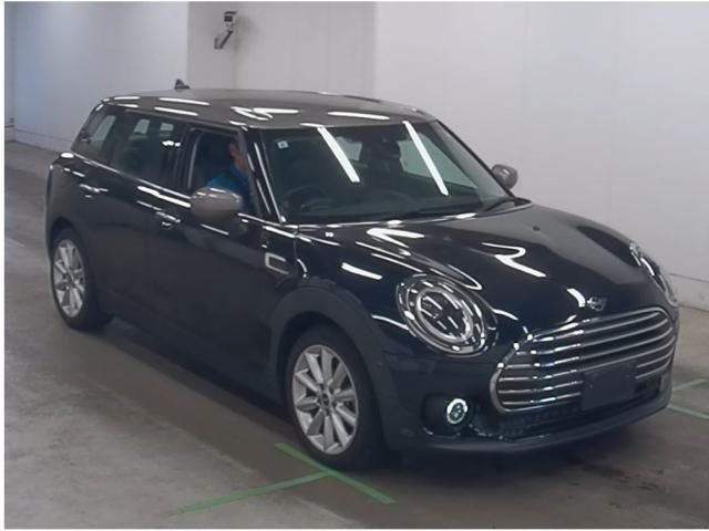 2021 MINI Clubman - photo 1 2021 MINI Clubman Sedan for sale, Japanese used car export - photo 1 of 6 | GULJI TRADERS
