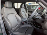 2022 MINI Clubman JOHN COOPER WORKS Sedan for sale, Japanese used car export - photo 17 of 20 | GULJI TRADERS