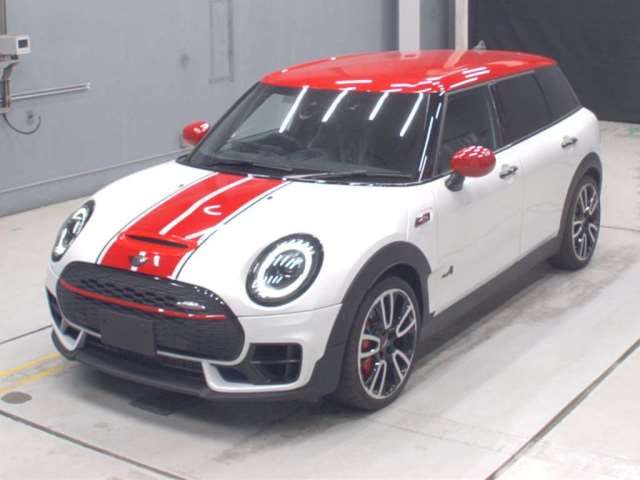 2023 MINI Clubman 4WD - photo 1 2023 MINI Clubman 4WD Sedan for sale, Japanese used car export - photo 1 of 13 | GULJI TRADERS