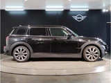 2023 MINI Clubman Sedan for sale, Japanese used car export - photo 8 of 9 | GULJI TRADERS