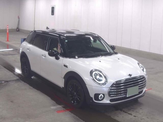 2024 MINI Clubman - photo 1 2024 MINI Clubman Sedan for sale, Japanese used car export - photo 1 of 5 | GULJI TRADERS