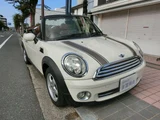 2010 MINI Convertible Sedan for sale, Japanese used car export - photo 1 of 53 | GULJI TRADERS