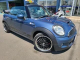 2010 MINI Convertible Sedan for sale, Japanese used car export - photo 8 of 9 | GULJI TRADERS