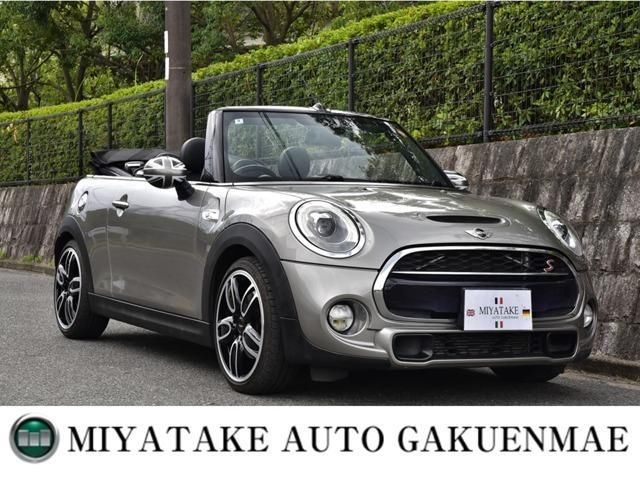 2016 MINI Convertible Sedan for sale, Japanese used car export - photo 1 of 9 | GULJI TRADERS