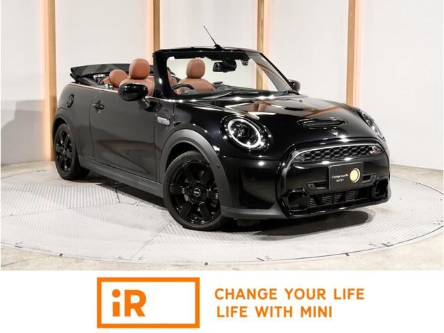 2023 MINI Convertible - photo 1 2023 MINI Convertible Sedan for sale, Japanese used car export - photo 1 of 18 | GULJI TRADERS