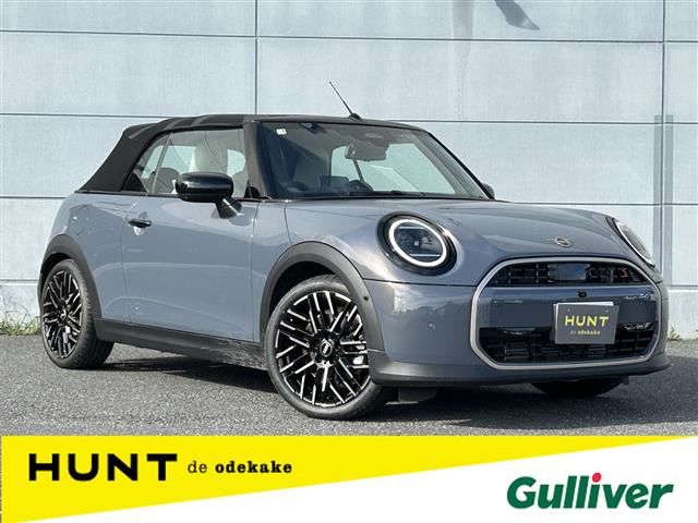2025 MINI Convertible - photo 1 2025 MINI Convertible Sedan for sale, Japanese used car export - photo 1 of 24 | GULJI TRADERS