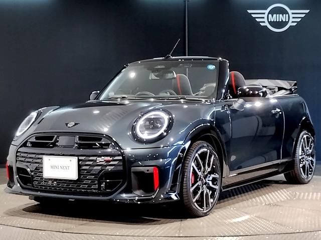 2026 MINI Convertible - photo 1 2026 MINI Convertible Sedan for sale, Japanese used car export - photo 1 of 9 | GULJI TRADERS