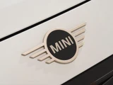 2024 MINI Countryman D DCT Diesel Turbo White SUV for sale, Japanese used car export - photo 20 of 24 | GULJI TRADERS