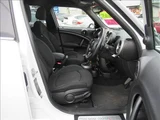 2011 MINI Crossover SUV for sale, Japanese used car export - photo 5 of 10 | GULJI TRADERS