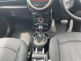 2011 MINI Crossover SUV for sale, Japanese used car export - photo 12 of 22 | GULJI TRADERS