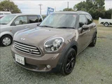 2014 MINI Crossover Cooper Crossover SUV for sale, Japanese used car export - photo 1 of 8 | GULJI TRADERS