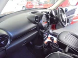 2014 MINI Crossover D SUV for sale, Japanese used car export - photo 22 of 31 | GULJI TRADERS