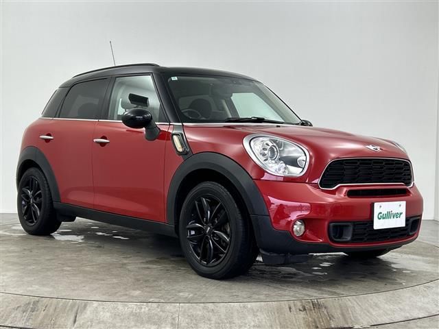 2014 MINI Crossover S SUV for sale, Japanese used car export - photo 1 of 24 | GULJI TRADERS