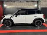 2016 MINI Crossover SD SUV for sale, Japanese used car export - photo 21 of 33 | GULJI TRADERS