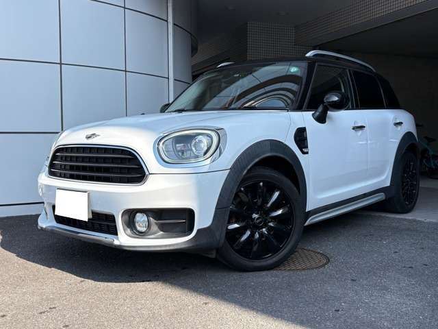 2017 MINI Crossover SUV for sale, Japanese used car export - photo 1 of 47 | GULJI TRADERS