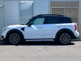 2017 MINI Crossover D SUV for sale, Japanese used car export - photo 22 of 72 | GULJI TRADERS