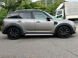 2017 MINI Crossover D SUV for sale, Japanese used car export - photo 21 of 71 | GULJI TRADERS