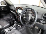 2017 MINI Crossover D SUV for sale, Japanese used car export - photo 16 of 18 | GULJI TRADERS