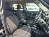 2019 MINI Crossover D SUV for sale, Japanese used car export - photo 4 of 33 | GULJI TRADERS