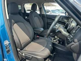 2019 MINI Crossover D SUV for sale, Japanese used car export - photo 4 of 31 | GULJI TRADERS